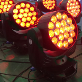 19PCS*15W ZOOM MOVING HEAD LIGHT