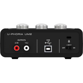 Behringer U-Phoria UM2
