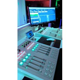 Digital radio consoles AXUM